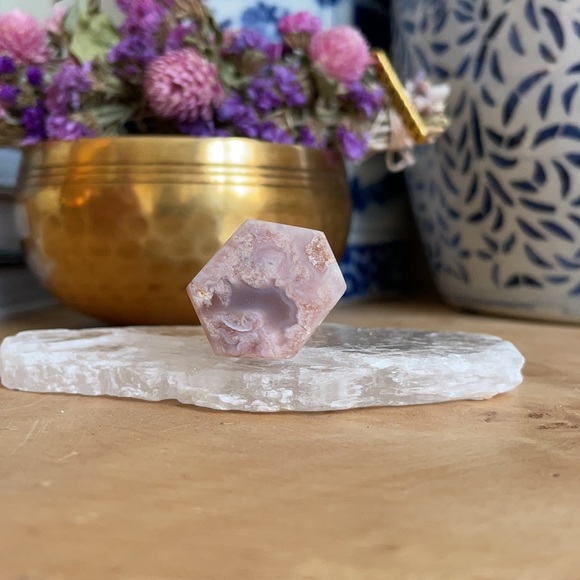 Pink Flower Agate Point - Picture 4 of 5
